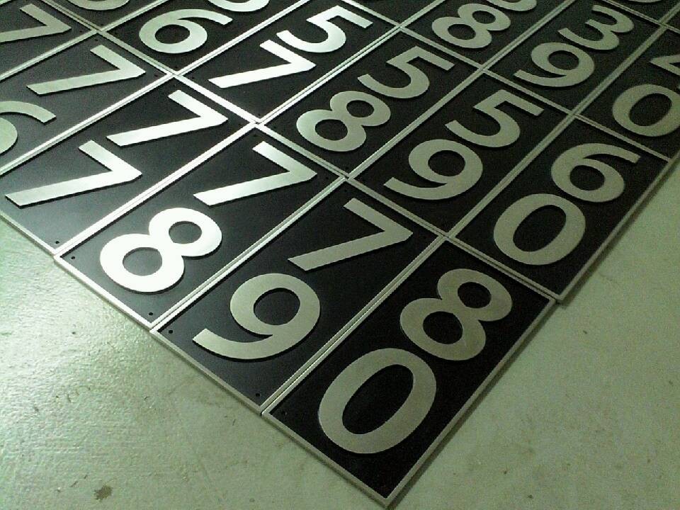 Non-Illuminated 3D Letters example 2